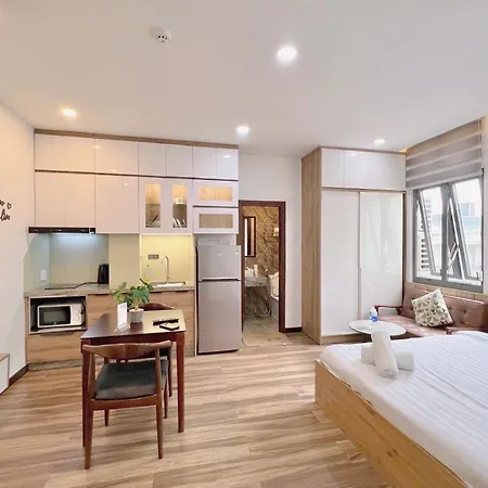 Can Ho Riverside View And Netflix Chill